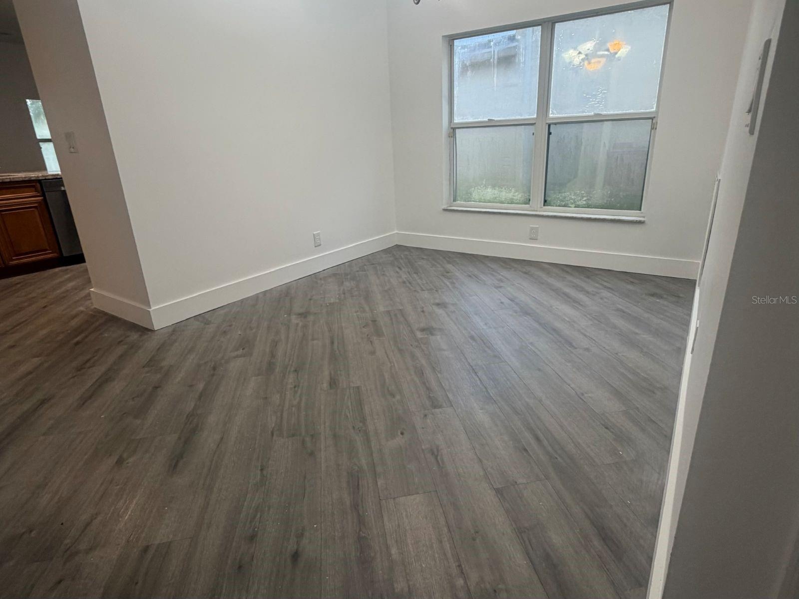 DINNING ROOM