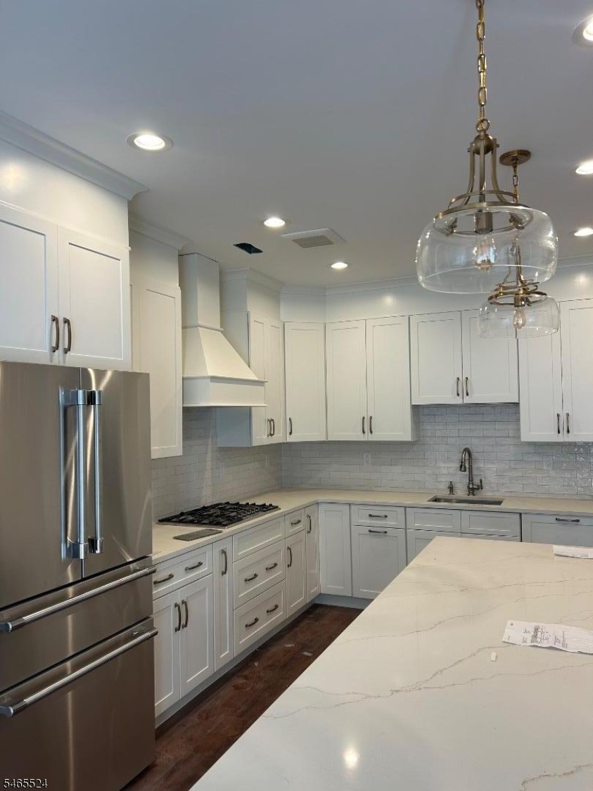 KITCHEN OVERALL