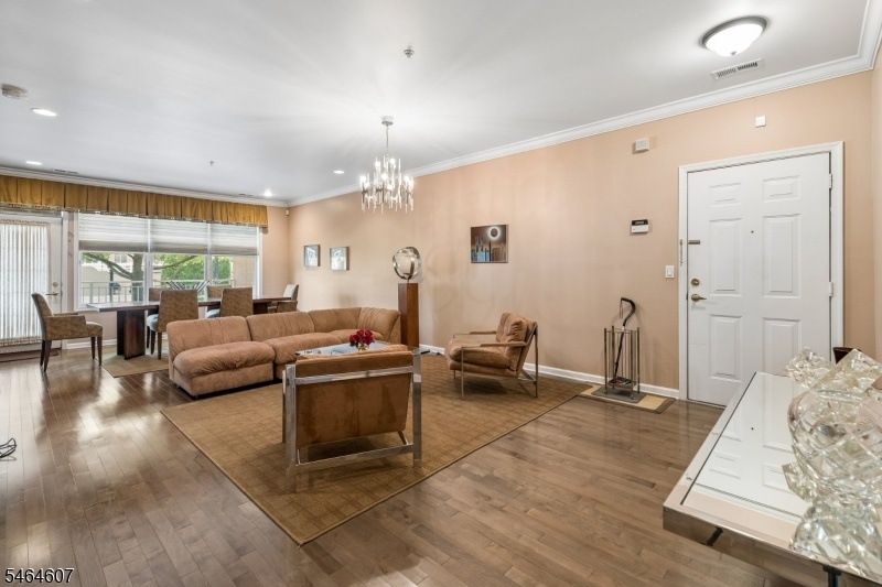 Living Room/Dining Room