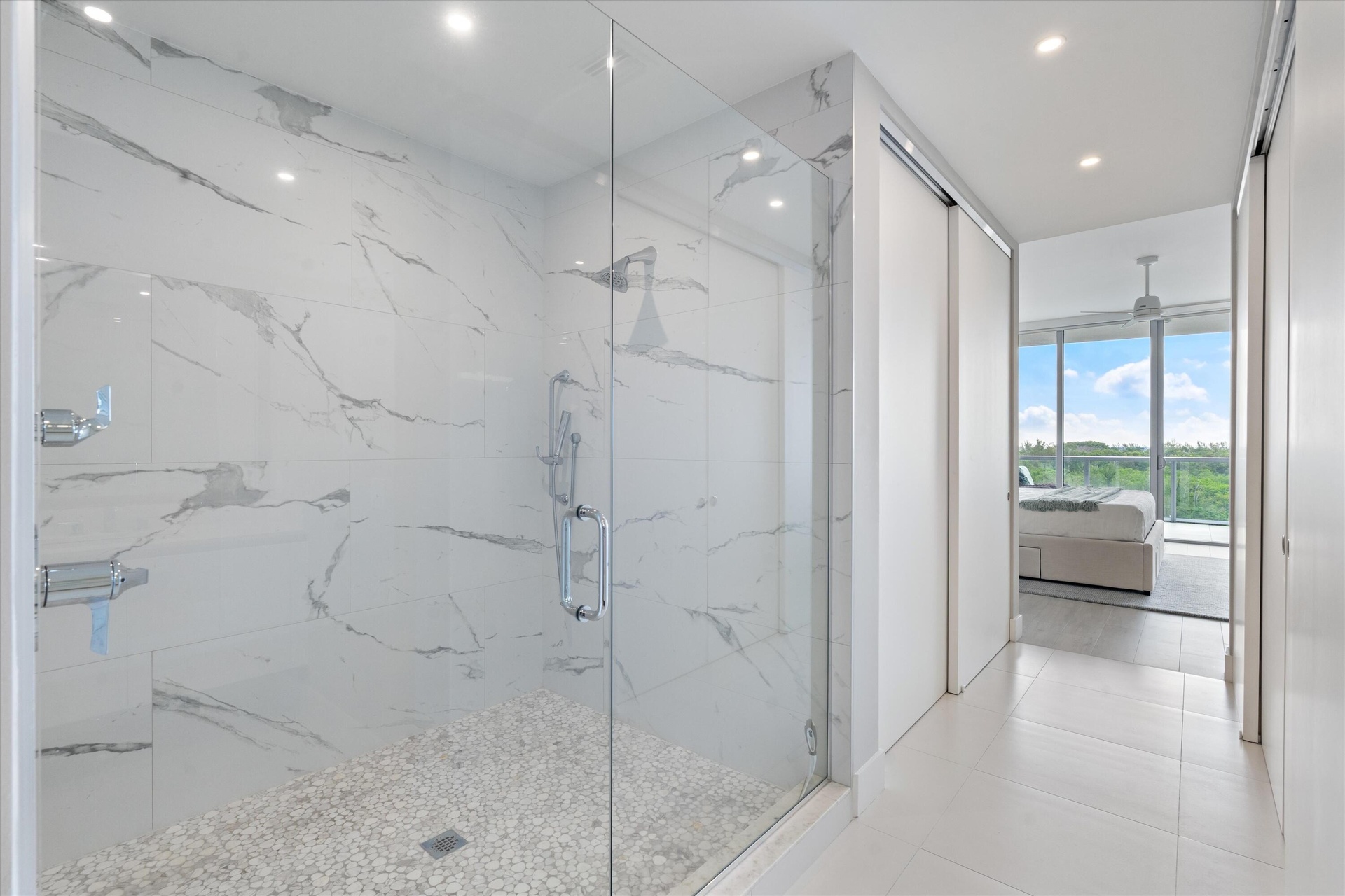 Oversized Primary shower