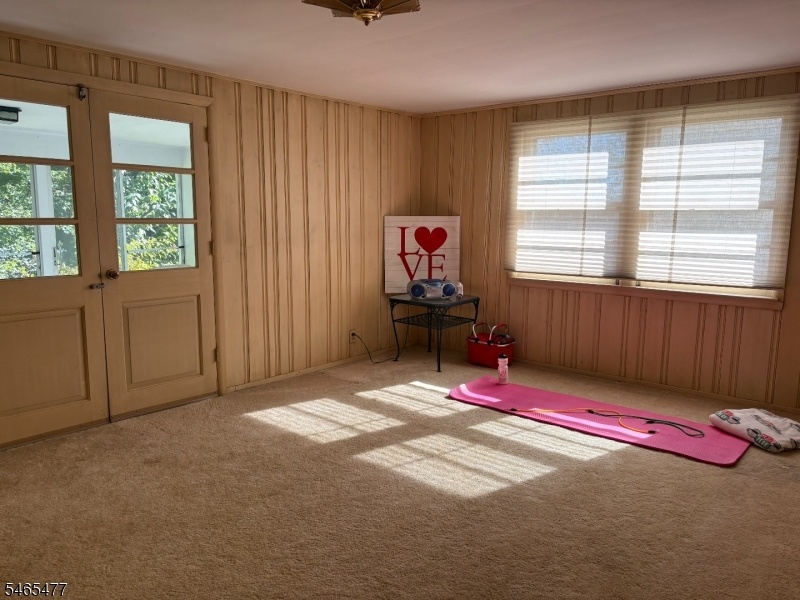 Family Room to Sunroom