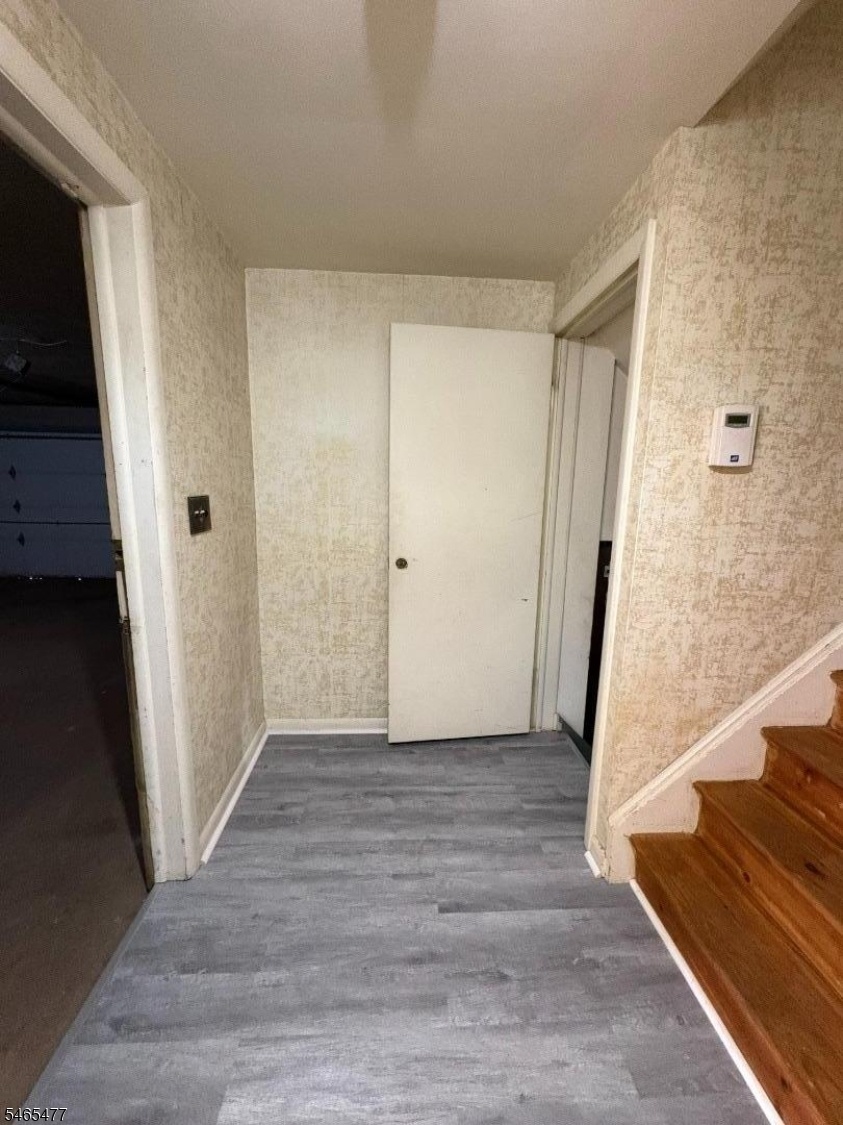 Mud room to Basement