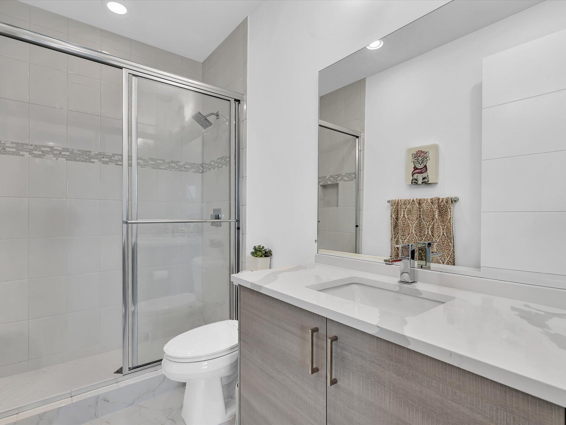 on-suite bathroom
