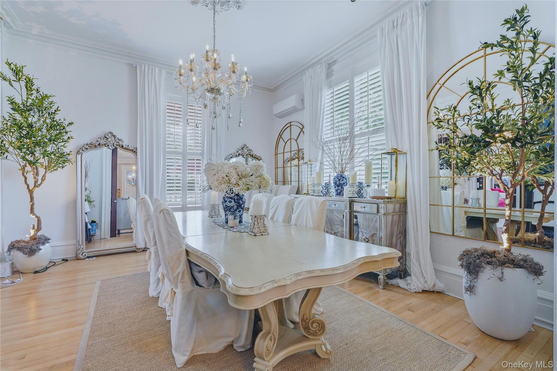 Hardwood-style flooring throughout