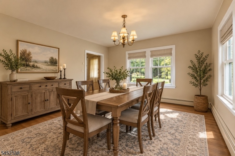 Dining Room (STAGED)