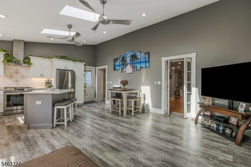 Open Kitchen & Family Room
