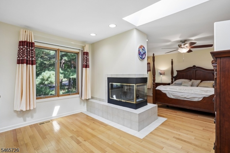 Primary BR Sitting Rm.
