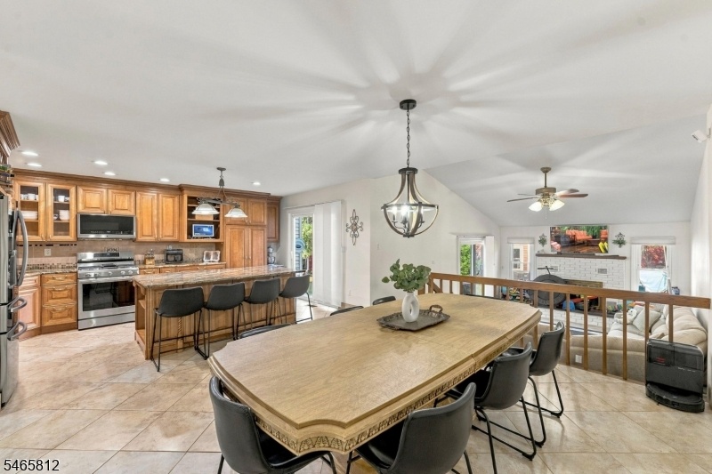 dining kitchen