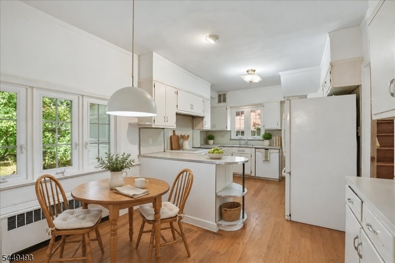 Kitchen Virtually Staged