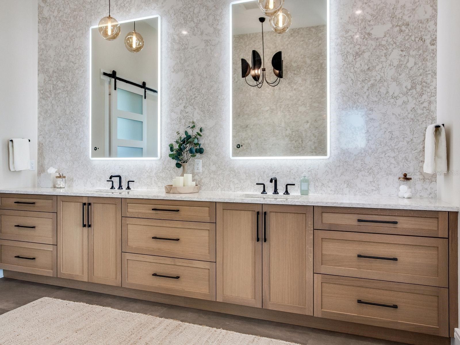 Master En Suite Bath
