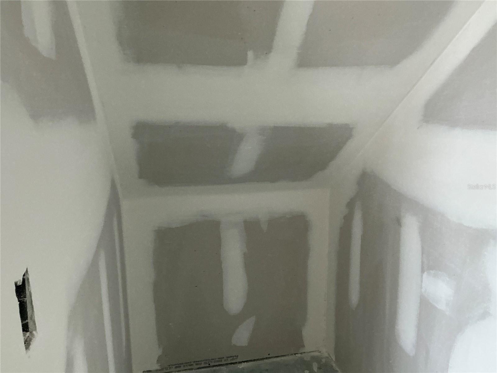 Closet stroage
