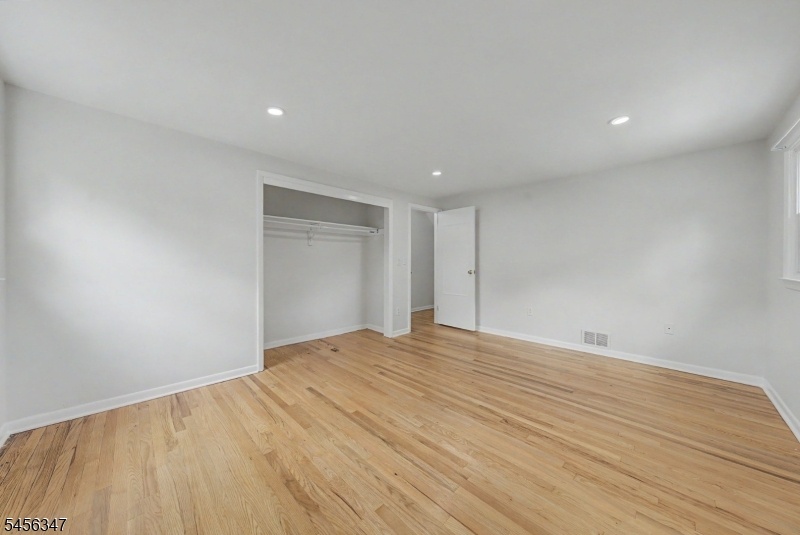 Primary View 2