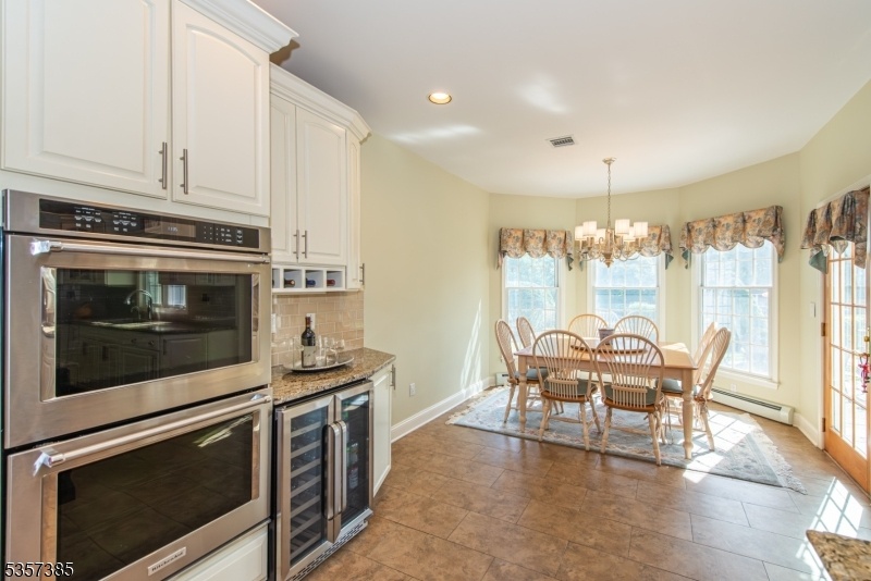 Kitchen Nook and Ovens
