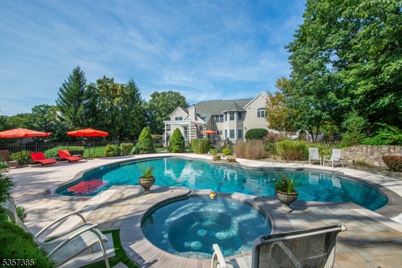 Pool behind Hot Tub