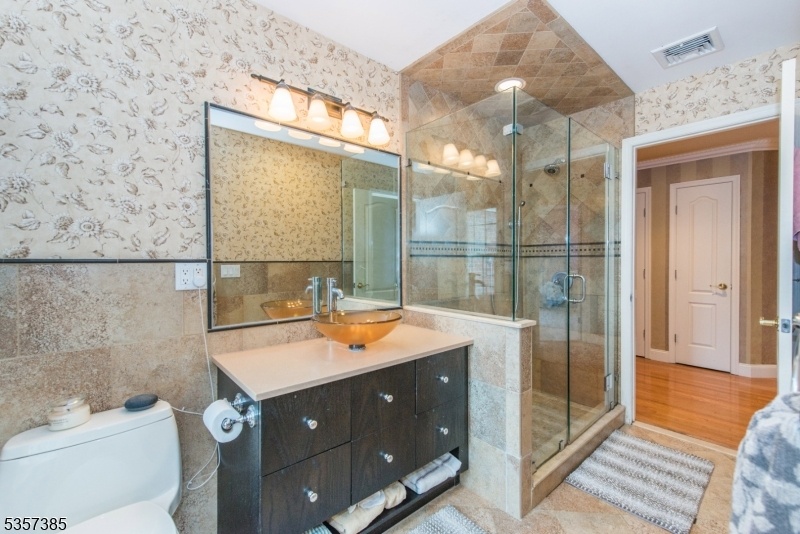 Full Bath