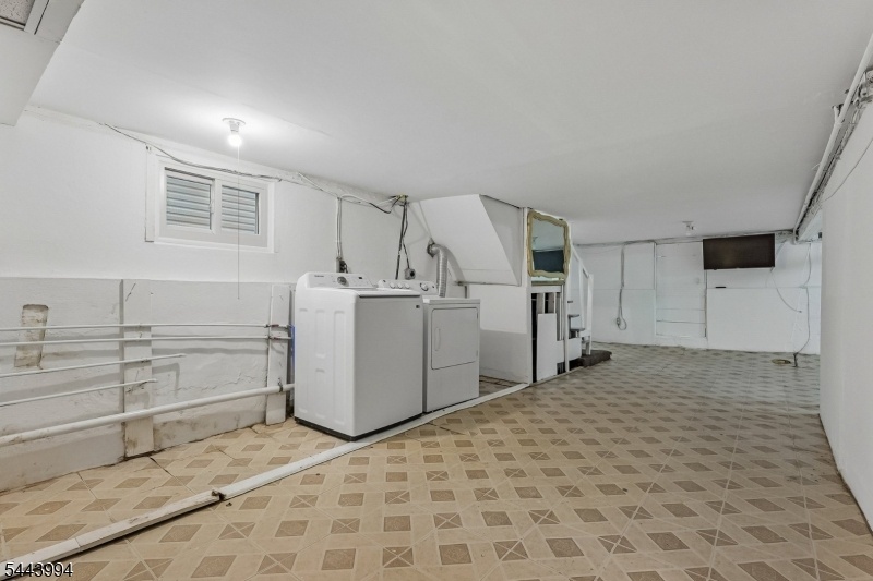 Unit 1 Laundry Area