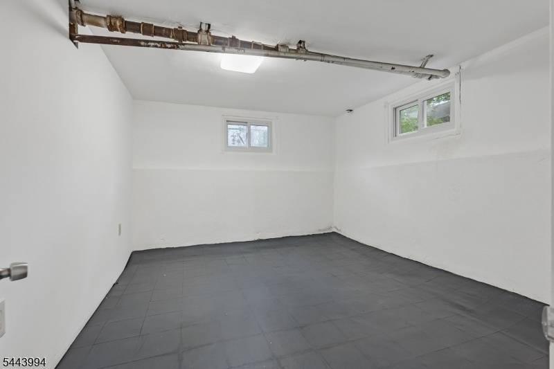 Unit 1 Storage/Office