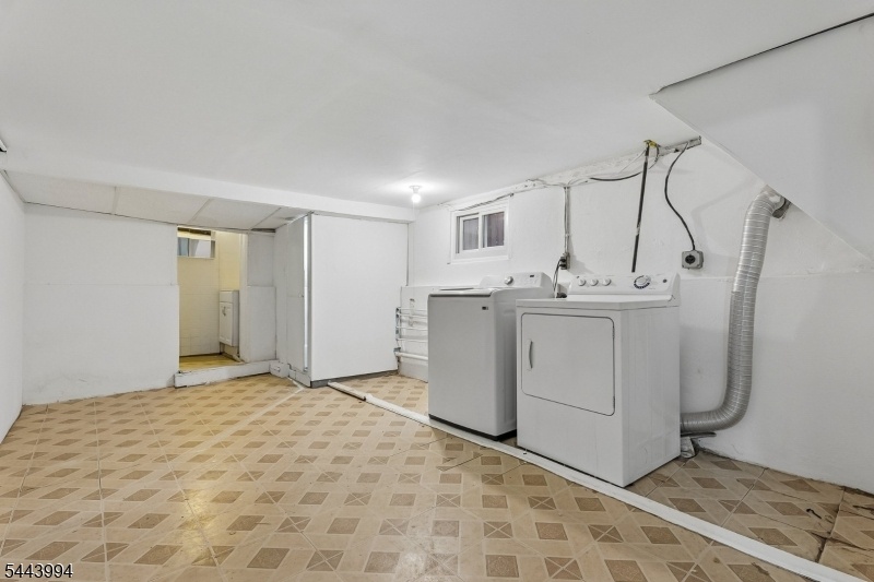 Unit 1 Laundry Area