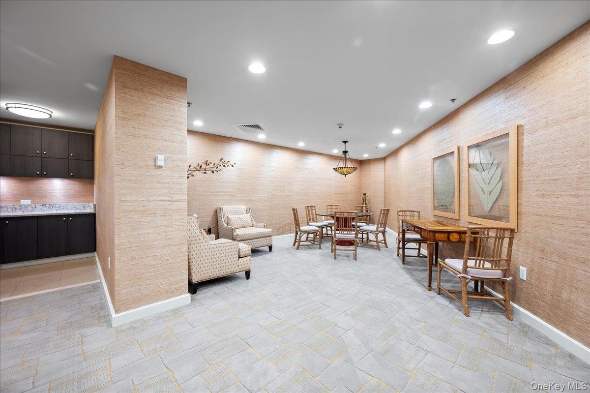 Resident Lounge