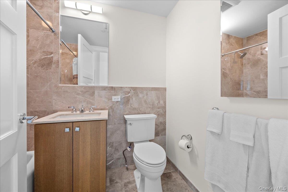 En suite bathroom