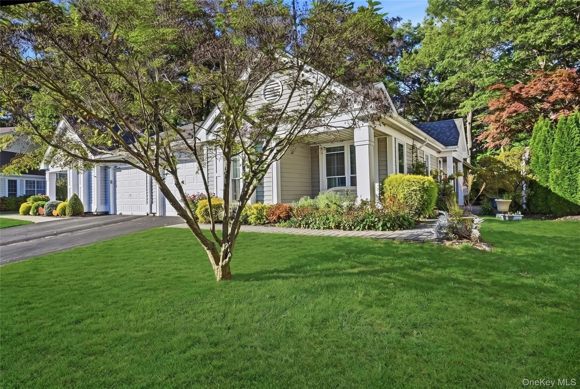 Premium Location On Beautifully Landscaped, Private Property In A Quiet Cul De Sac Close To The Paseo & All Community Amenities!