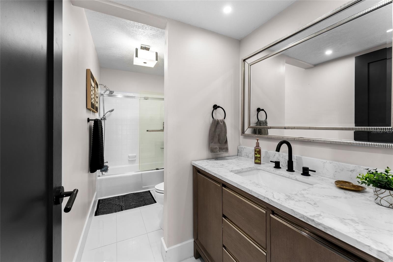 Hall Bathroom for Bedrooms 2 & 3