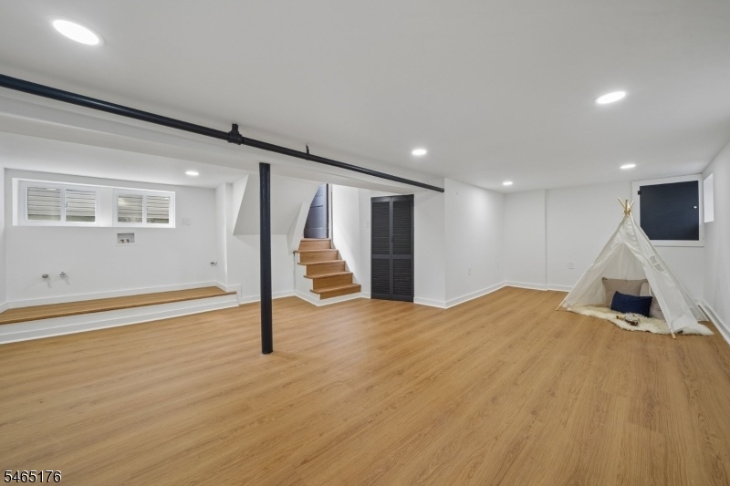 Lower Level flex space