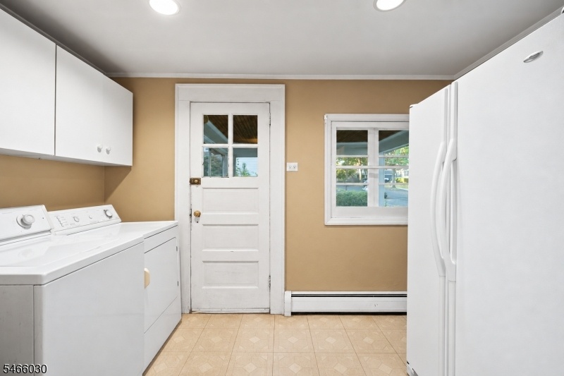 Laundry/Back Entrance