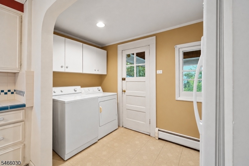 Laundry/Back Entrance