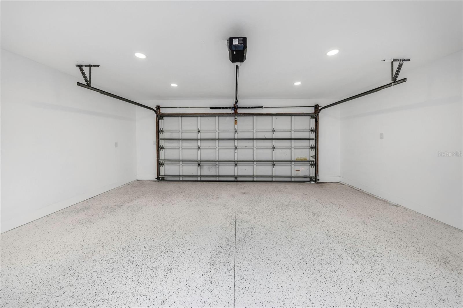Detached Garage