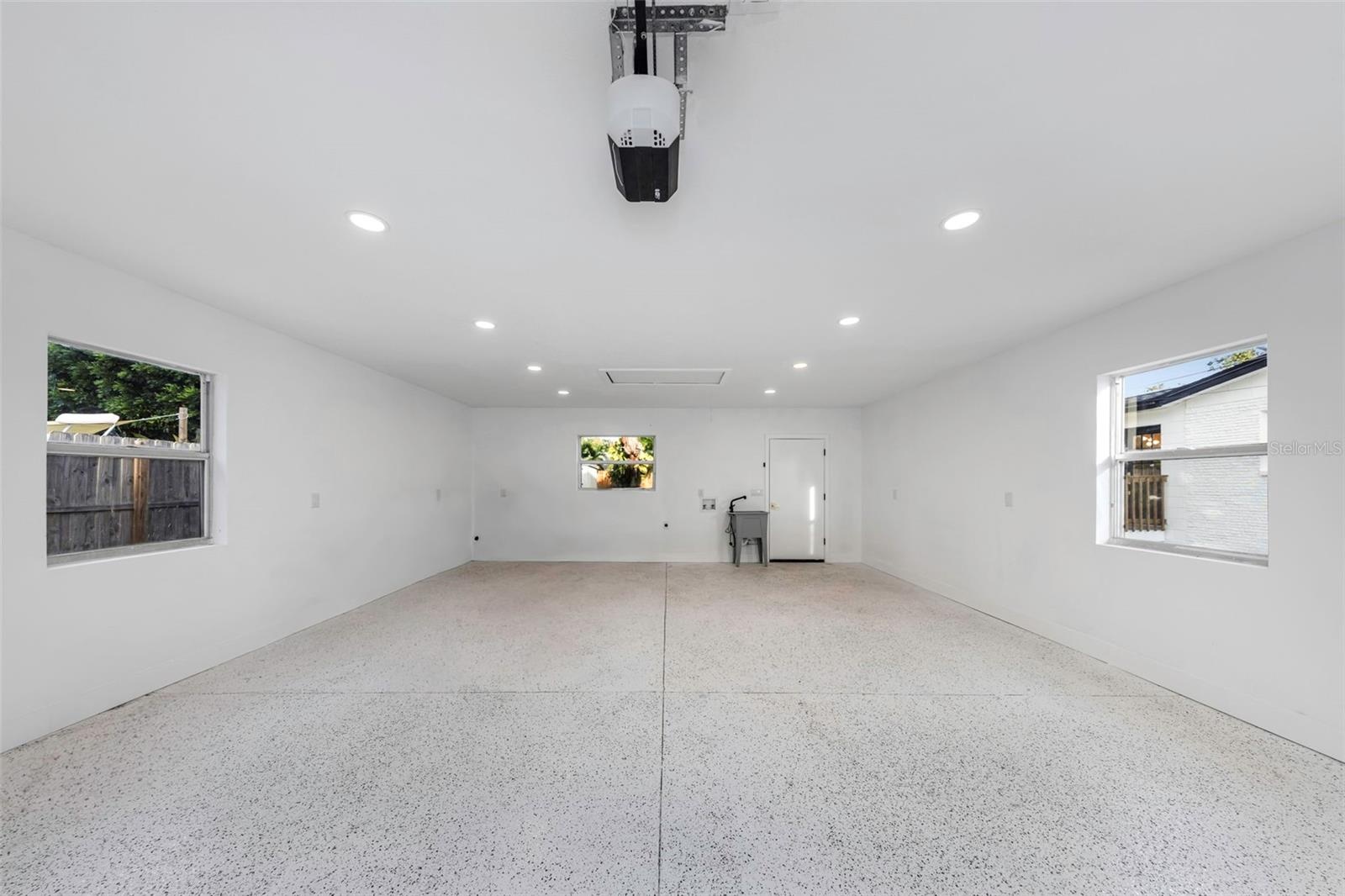 Detached Garage