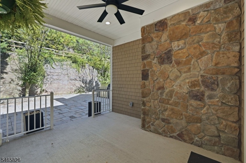 Covered Patio off of kitchen