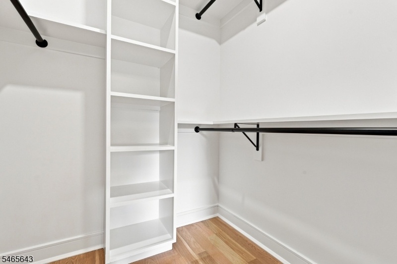 Walk in Closets
