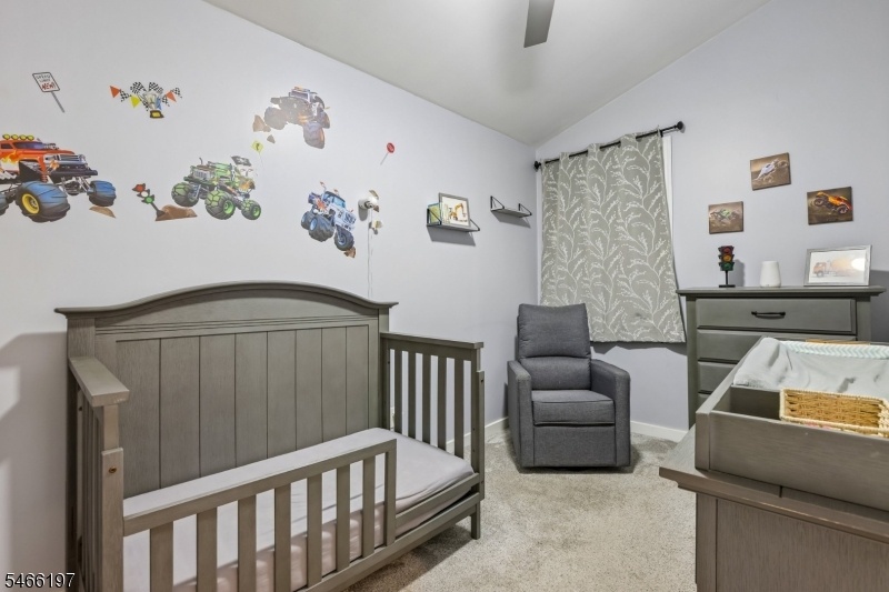 bedroom 3.1