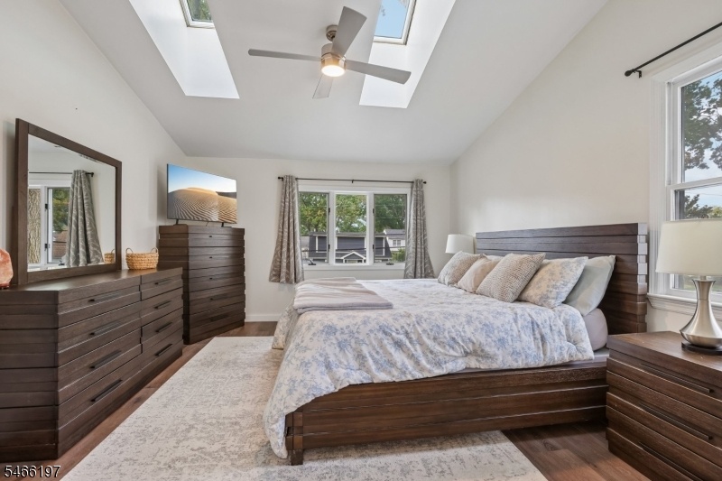 primary suite skylights