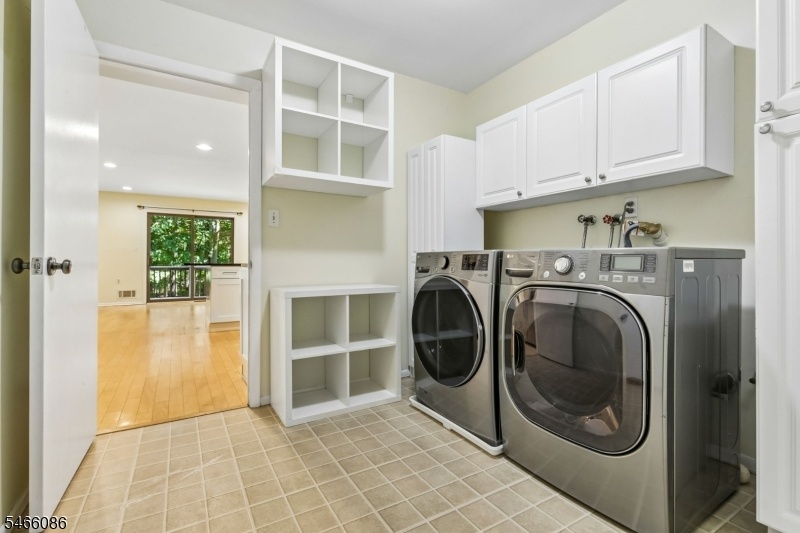 Pantry/Laundry Room