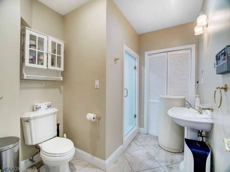 basement bath