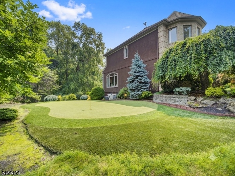 putting green