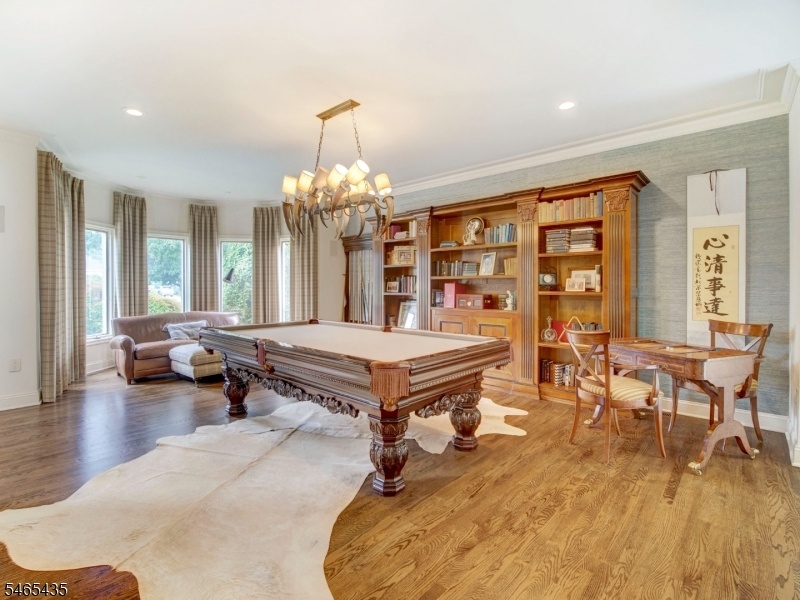 billiards room