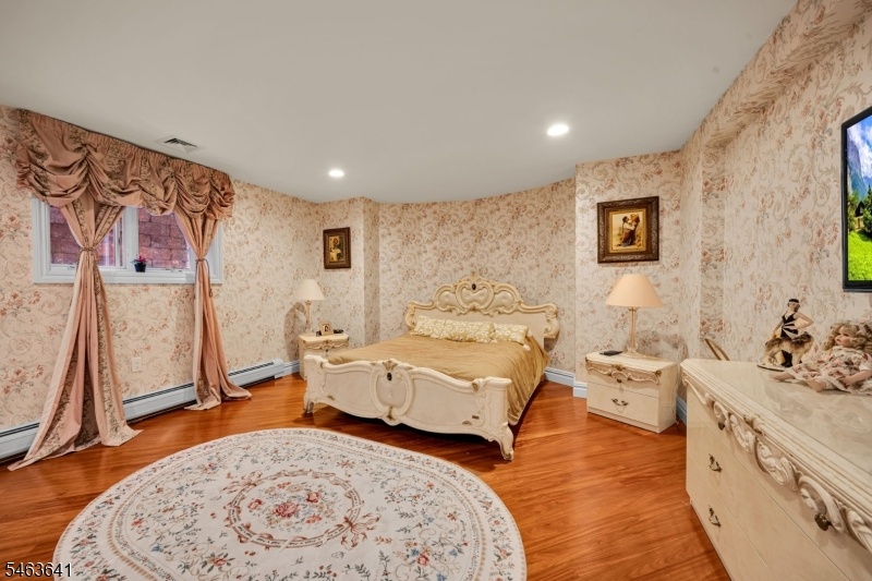 potential guestbed in basement
