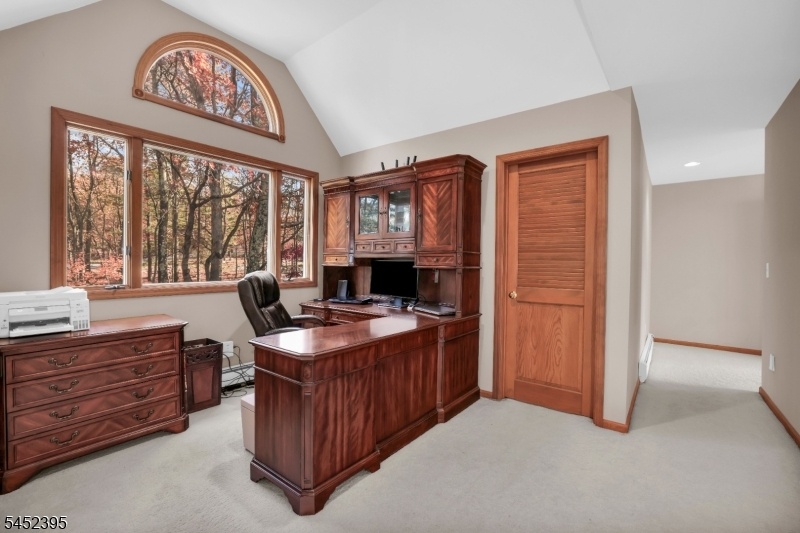 Primary Suite Office Area