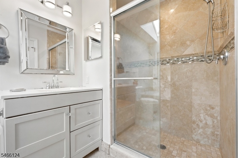 PRIMARY STANDING SHOWER