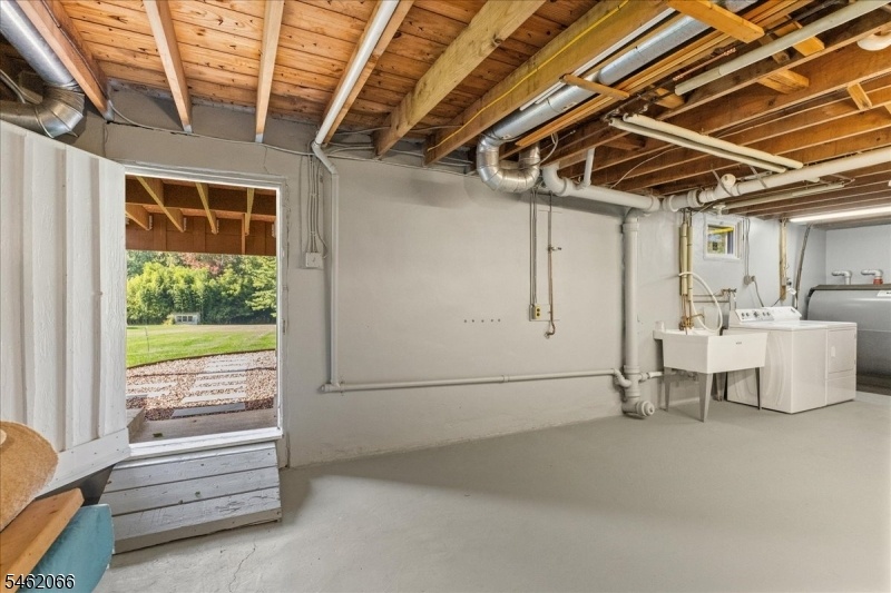 Walk out Basement