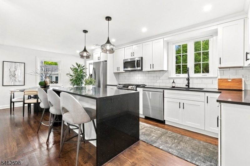Kitchen - 5th view