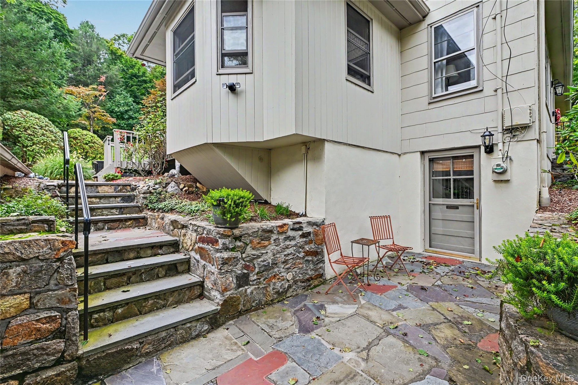 Steps up to backyard