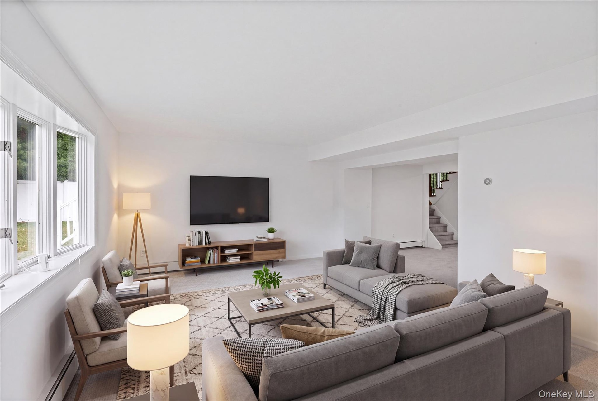 LOWER LEVEL -DEN- STAGED