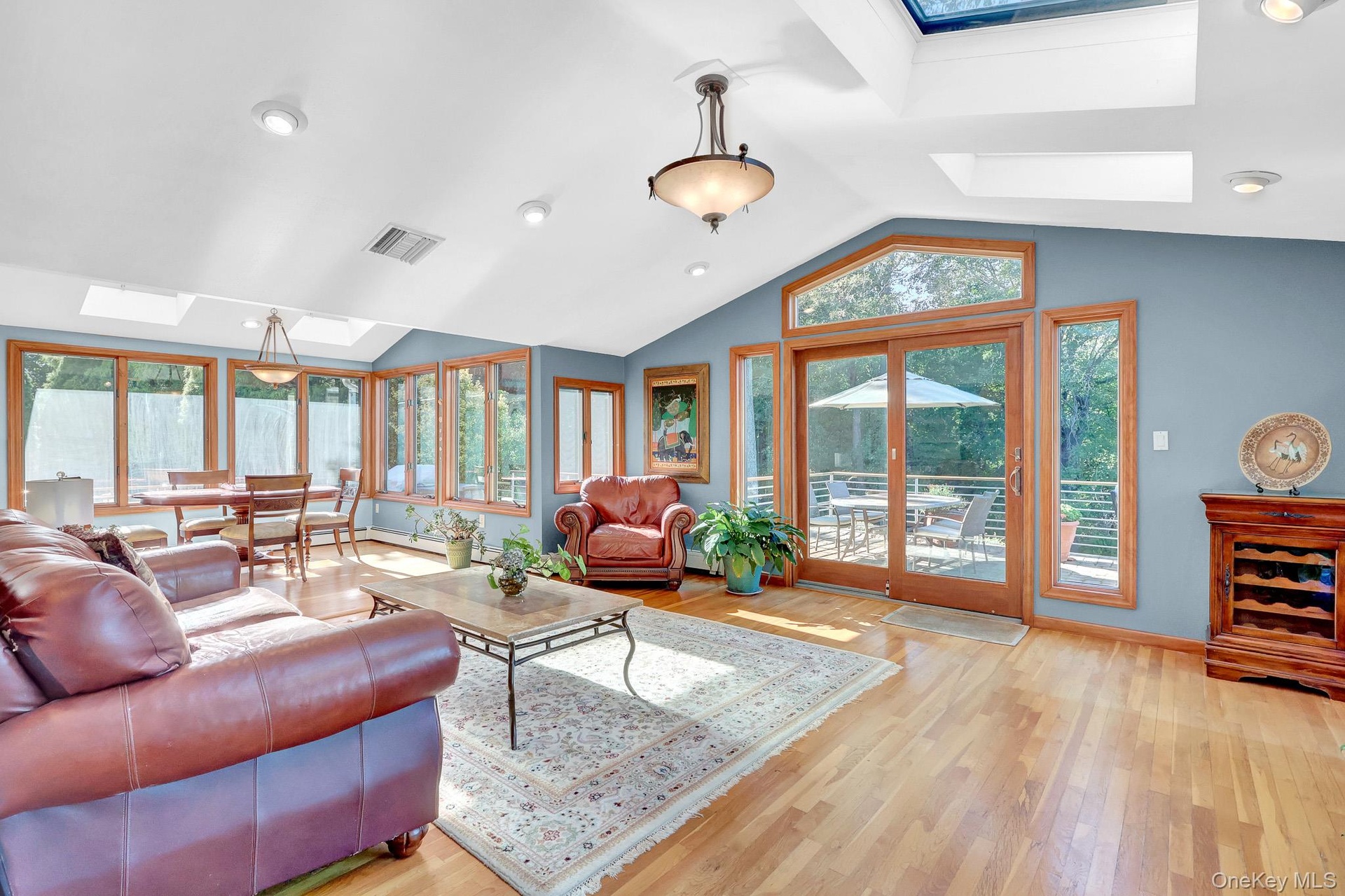 vaulted ceiling