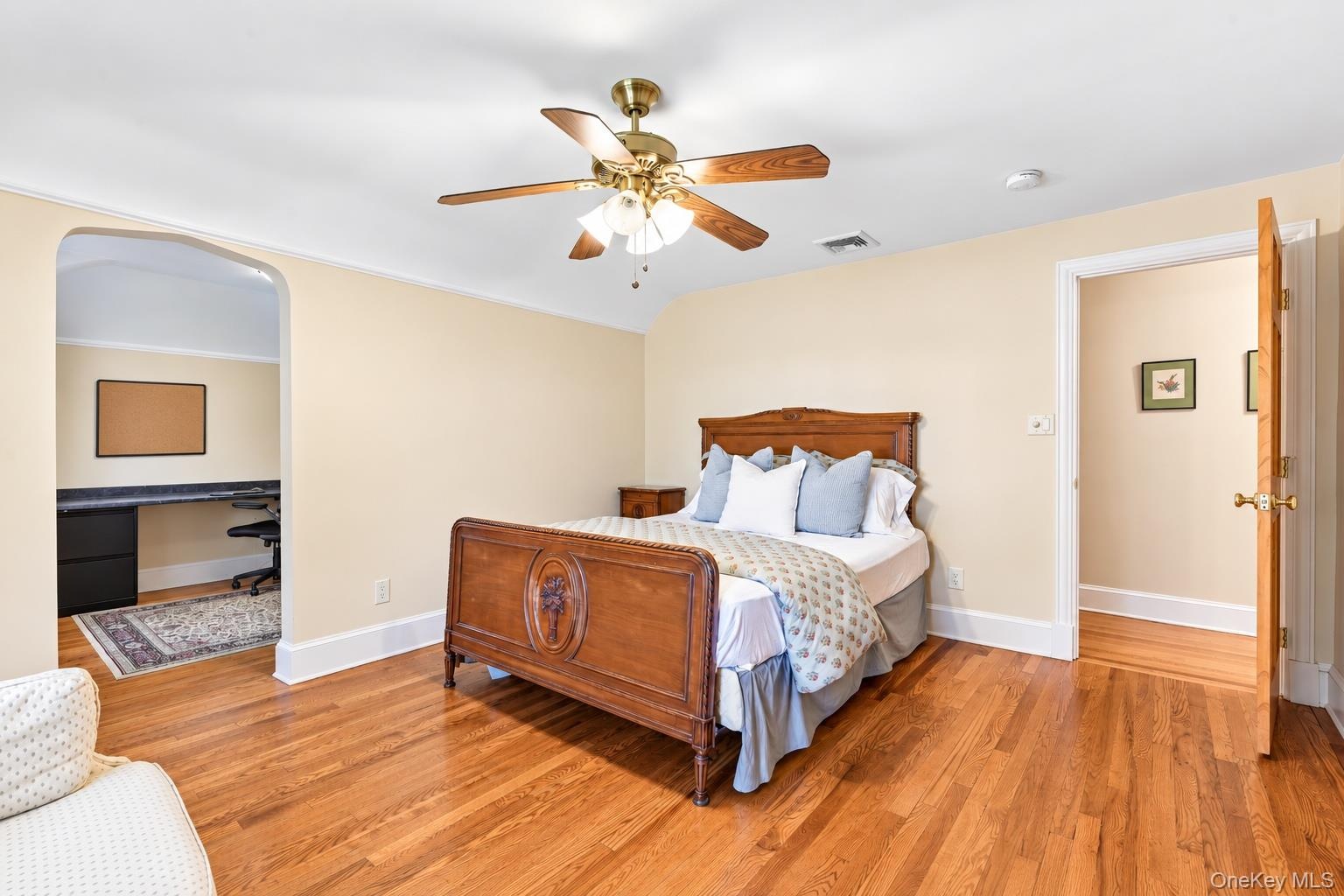 ensuite bedroom with office/dressing room