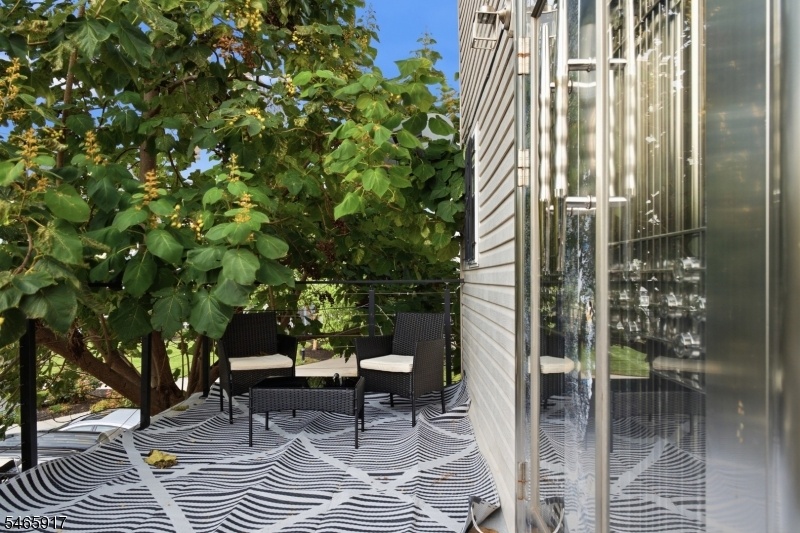 Balcony Unit 1