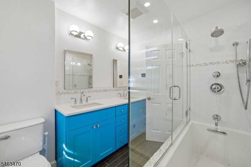 Main Bath